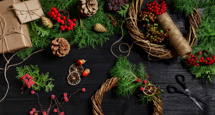 Csin&aacute;ld magad - Ajt&oacute;kopogtat&oacute; &ouml;r&ouml;kz&ouml;ldekből