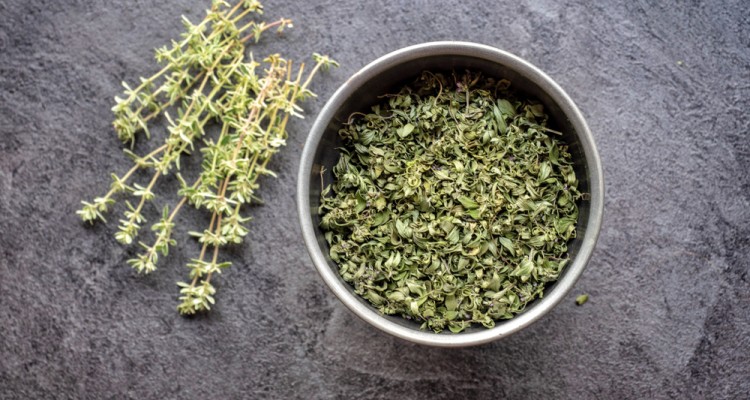 &Iacute;gy sz&aacute;r&iacute;tsuk a kertben sz&uuml;retelt fűszern&ouml;v&eacute;nyeket