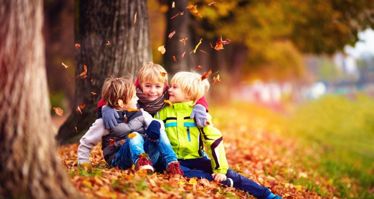 11 &ouml;tlet, amivel lek&ouml;thetj&uuml;k a gyerekeket a szabadban